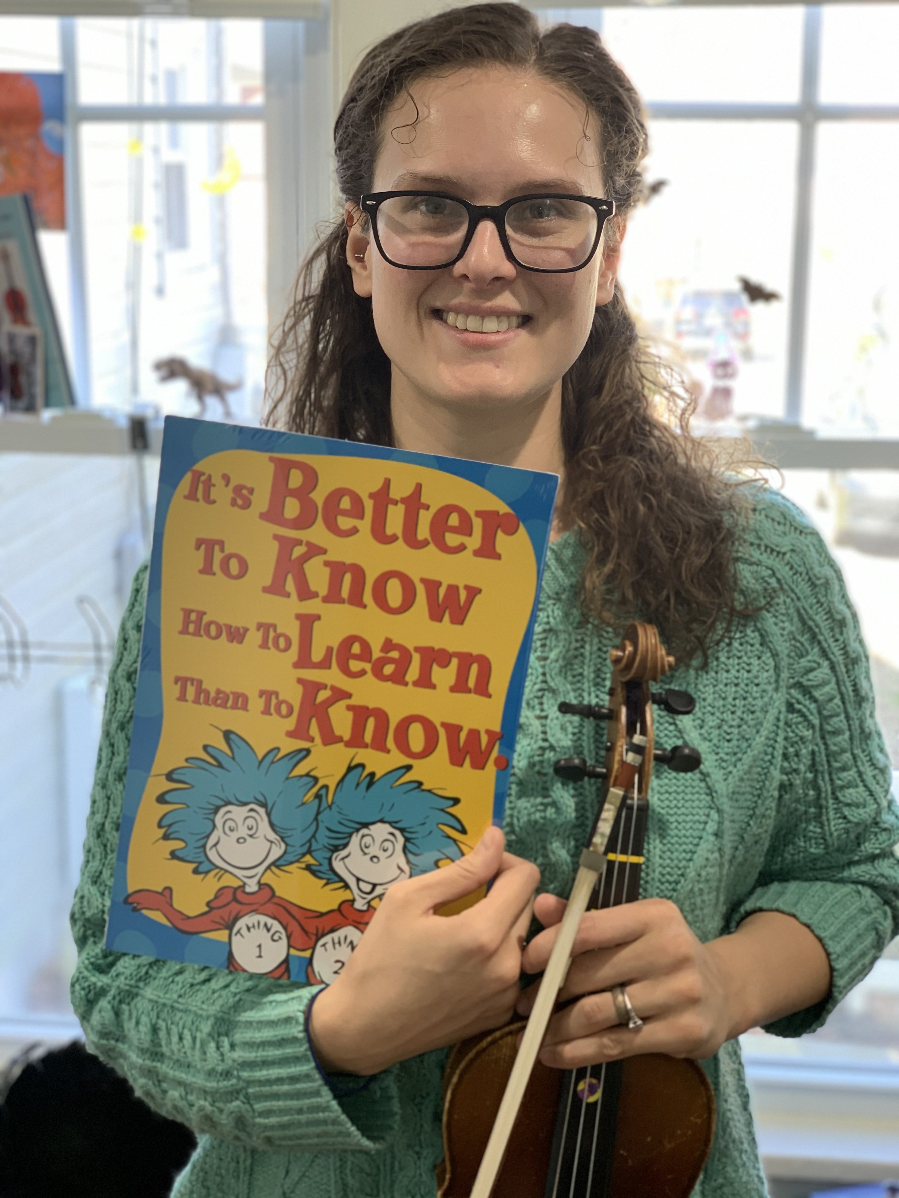 Rozie Violin Picture.jpg